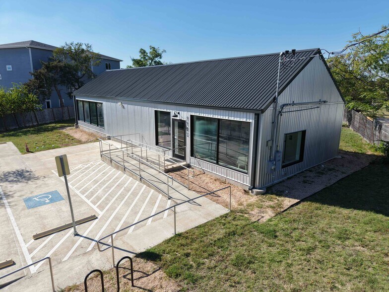1152 Webberville Rd, Austin, TX à vendre - Photo de l’immeuble – Image 3 sur 13