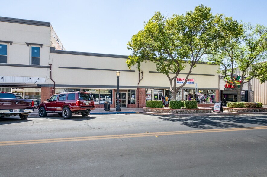 137 N L St, Dinuba, CA à vendre - Photo de l’immeuble – Image 2 sur 59