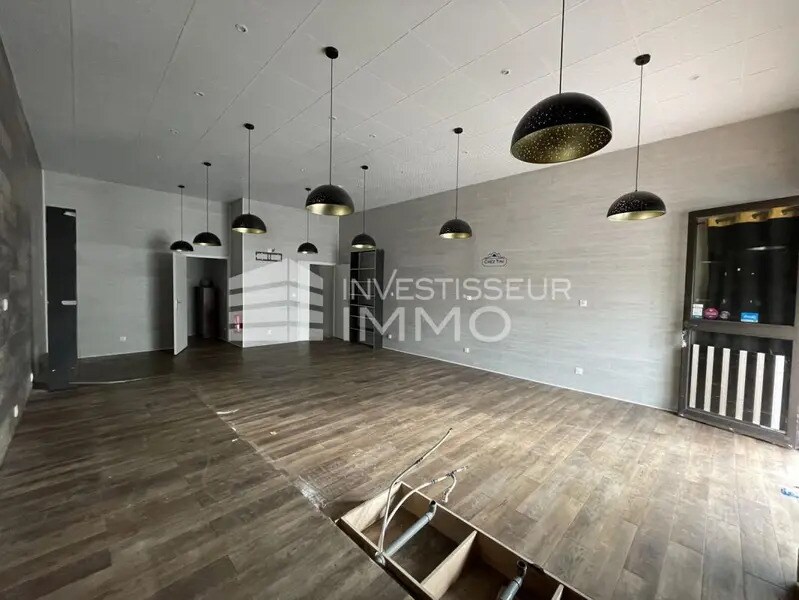 Local commercial dans Roissy-en-Brie à louer Photo intérieure– Image 1 sur 13