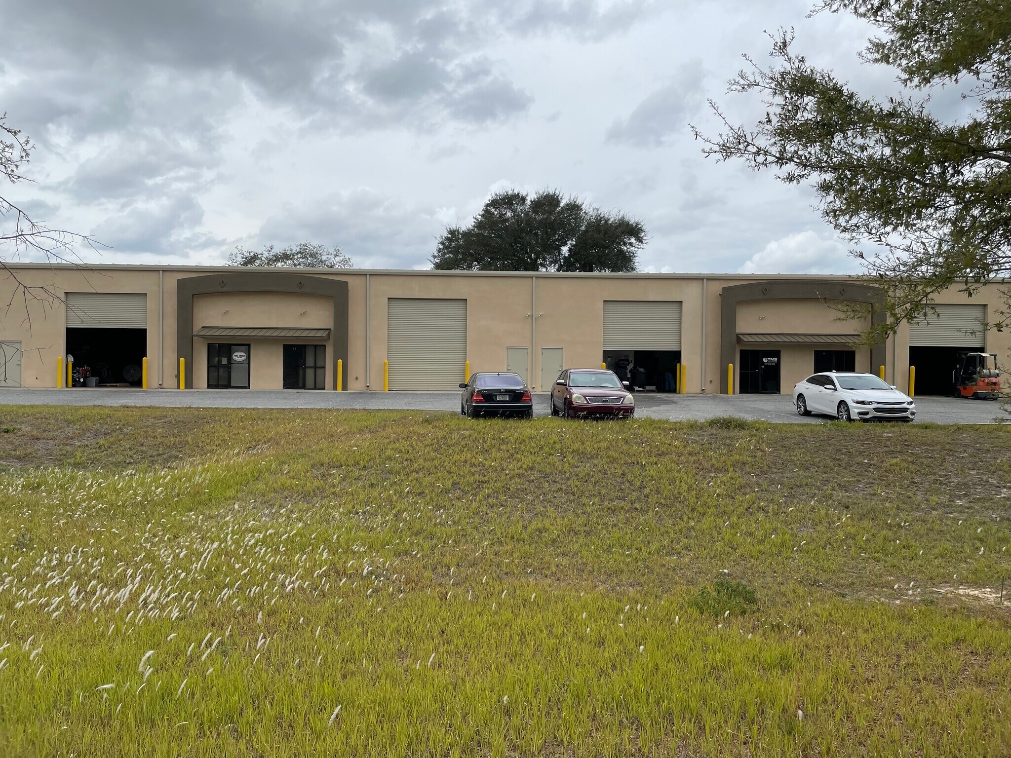 11 Cypress Road Pass, Ocala, FL à louer Photo principale– Image 1 sur 2
