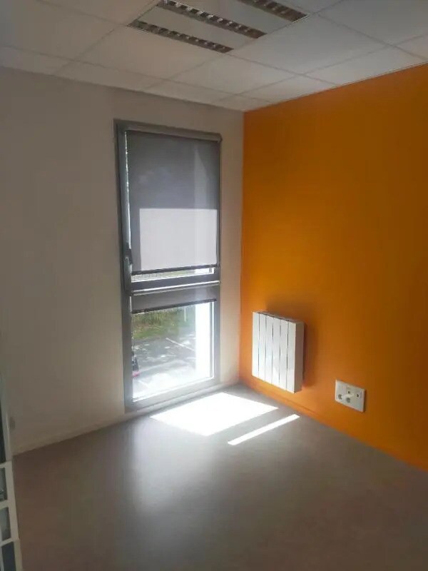 Plus de détails pour Bureau à vendre