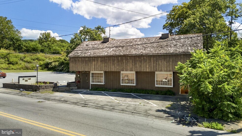 5 Spring Valley Rd, Reading, PA à vendre - Photo de l’immeuble – Image 3 sur 31
