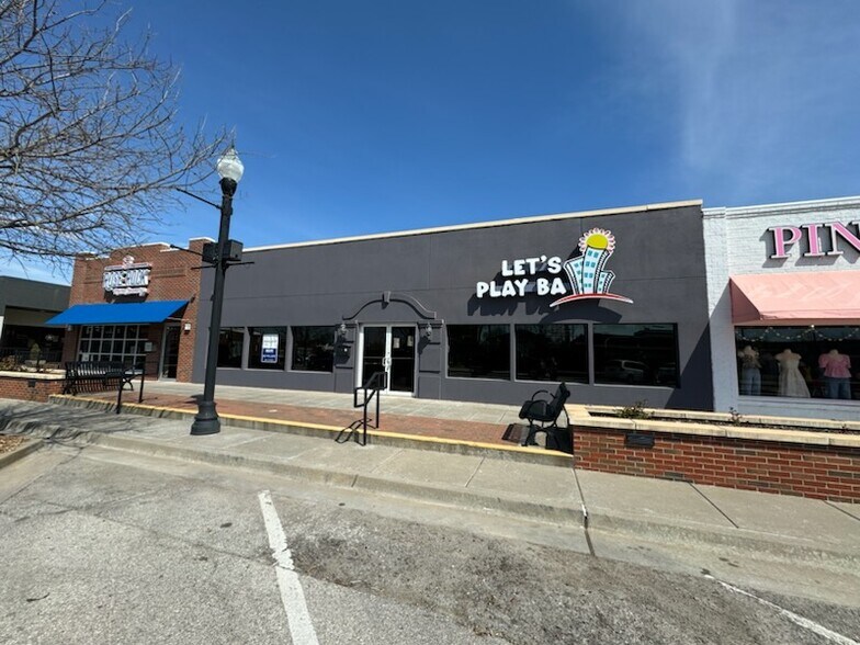 113 N Main St, Broken Arrow, OK à louer - Photo de l’immeuble – Image 3 sur 3