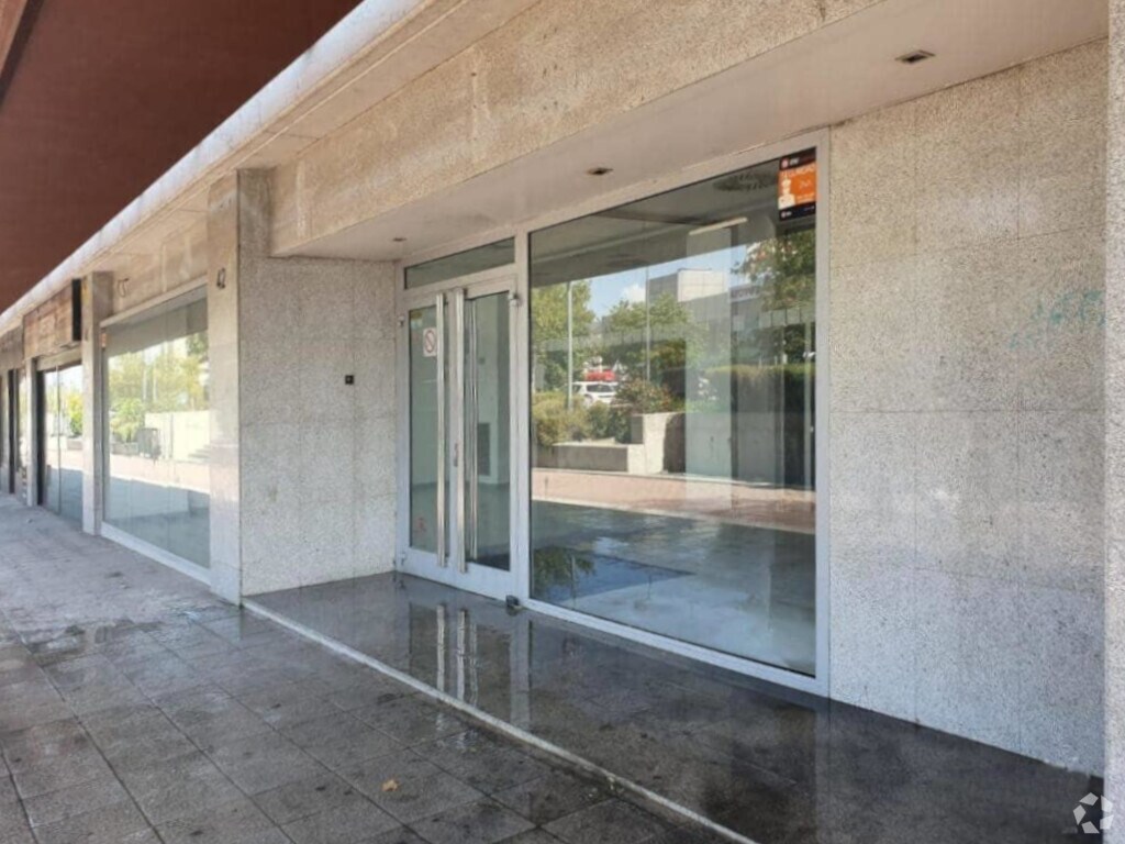 Bureau dans Alcalá de Henares, Madrid à vendre Photo intérieure– Image 1 sur 2