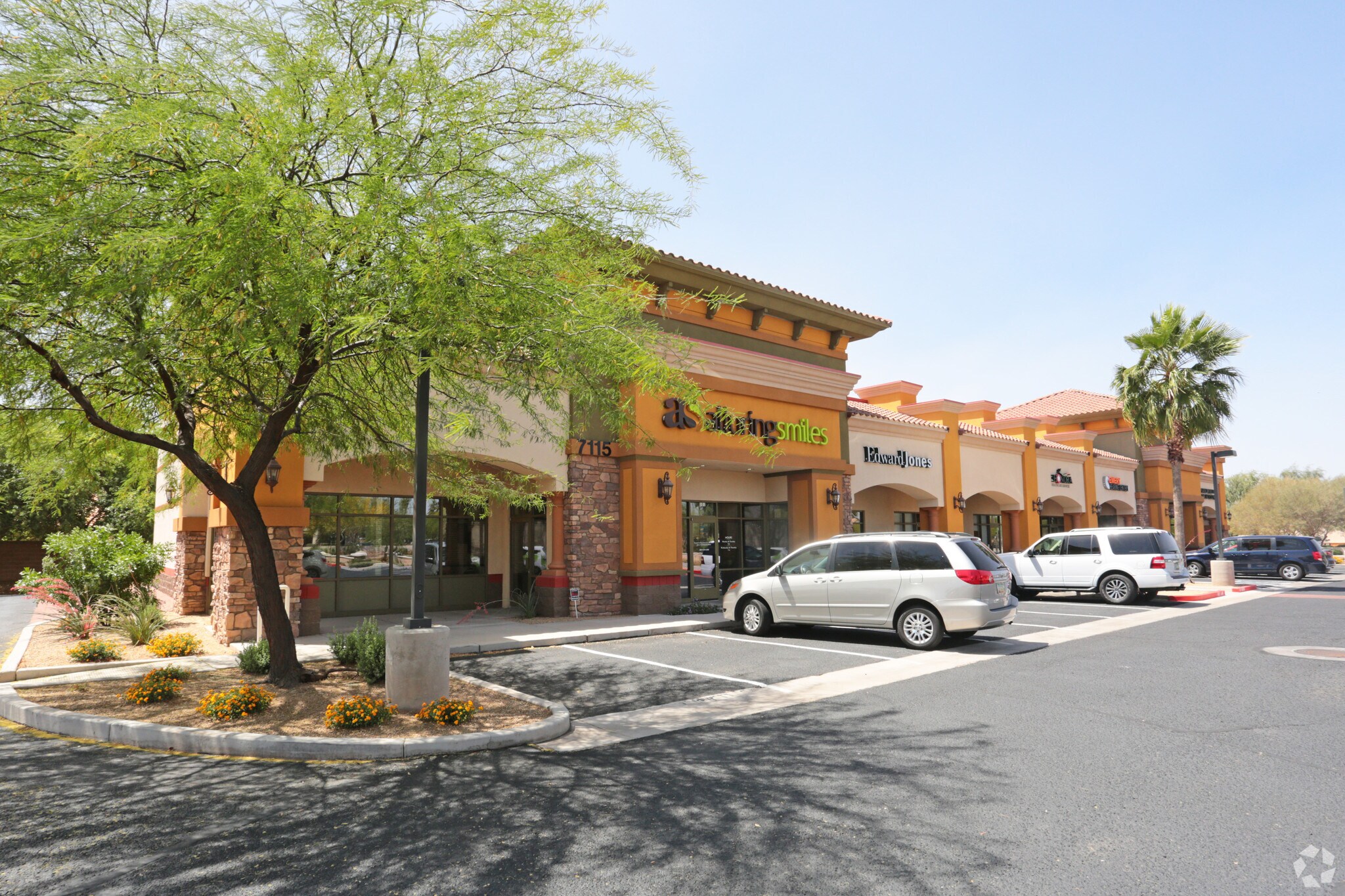 7115 E Baseline Rd, Mesa, AZ à louer Photo principale– Image 1 sur 13