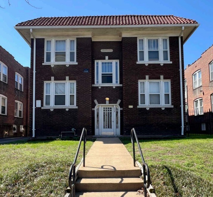6328 Cabanne Ave, Saint Louis, MO à vendre Photo principale– Image 1 sur 2