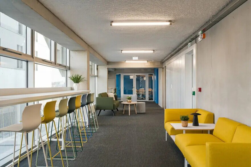 Bureau dans Nantes à louer - Photo de l’immeuble – Image 1 sur 6