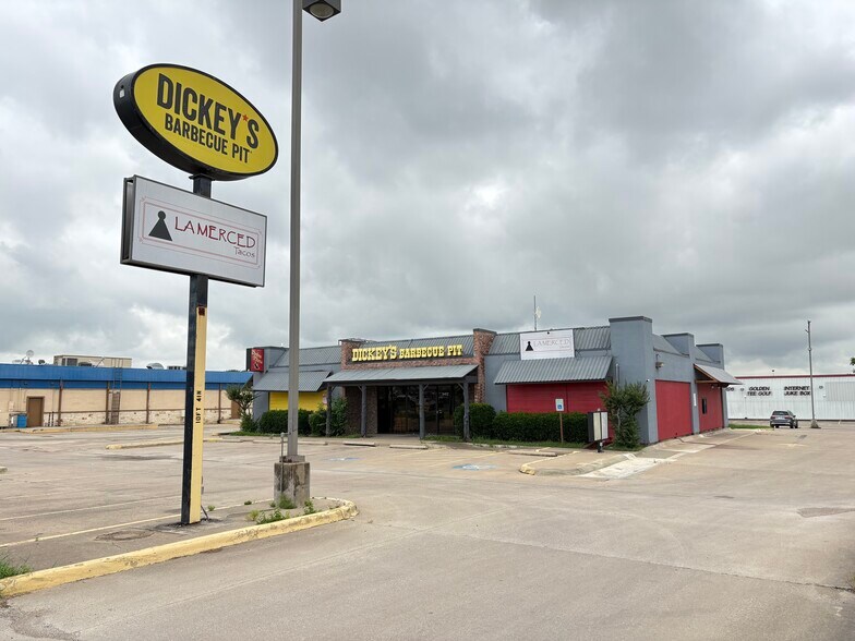 5412 Blue Mound Rd, Fort Worth, TX à vendre - Photo de l’immeuble – Image 2 sur 13