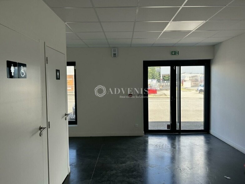 Local commercial dans Saint-Avertin à louer - Photo intérieure – Image 1 sur 12