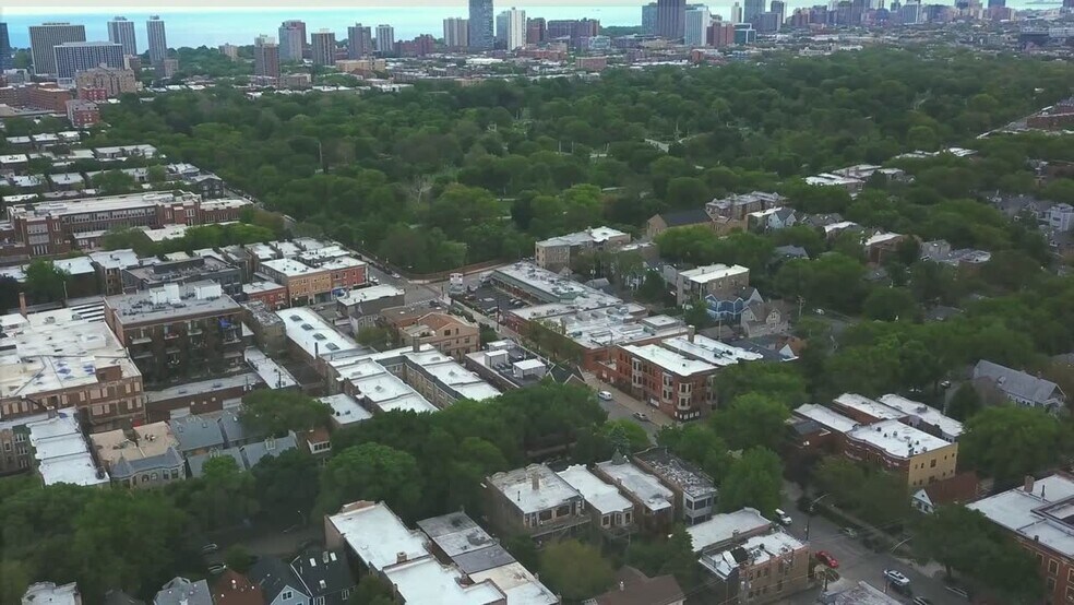 1425-1441 W Montrose Ave, Chicago, IL à louer - Vidéo sur l’annonce professionnelle – Image 2 sur 14