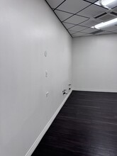 100 W Coast Hwy, Newport Beach, CA à louer Photo intérieure– Image 1 sur 10