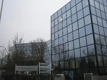 Bureau dans Évry à louer - Photo de l’immeuble – Image 3 sur 6