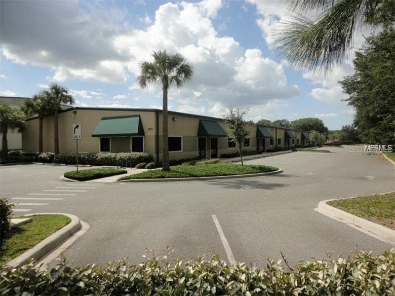 2750 Dillard Rd, Eustis, FL à louer Photo de l’immeuble– Image 1 sur 6