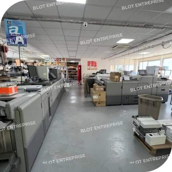 Local d’activités dans Cesson-Sévigné à louer - Photo intérieure – Image 2 sur 8