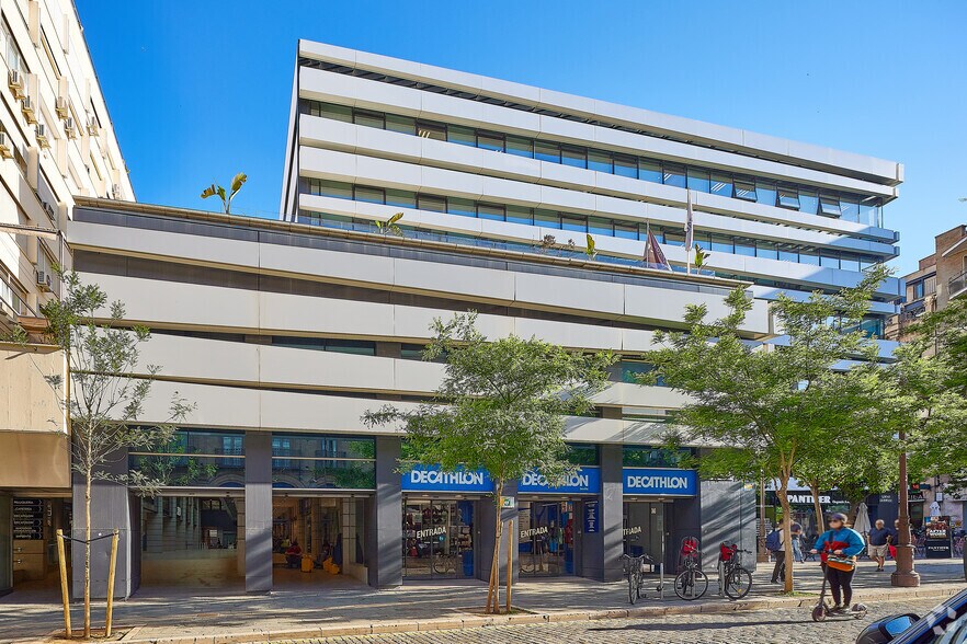 Spaces Villasis, SEVILLA, Sevilla à louer - Photo de l’immeuble – Image 2 sur 4