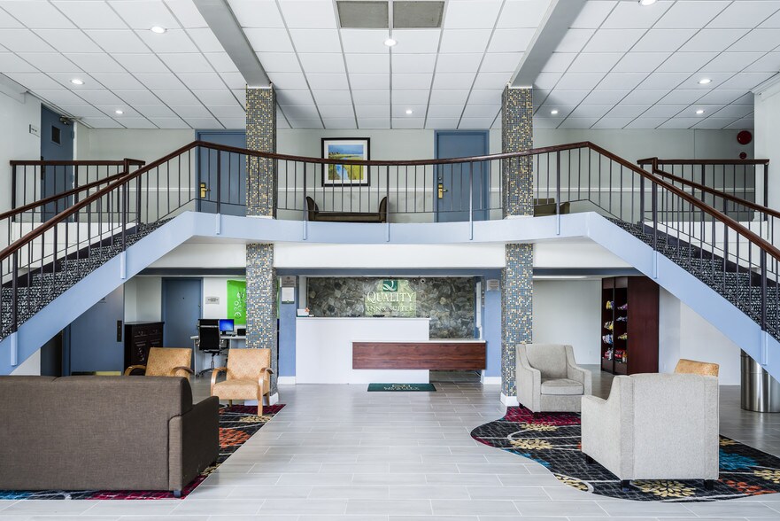 23500 Welcome Way Dr, Ruther Glen, VA à vendre - Hall d’entrée – Image 2 sur 11