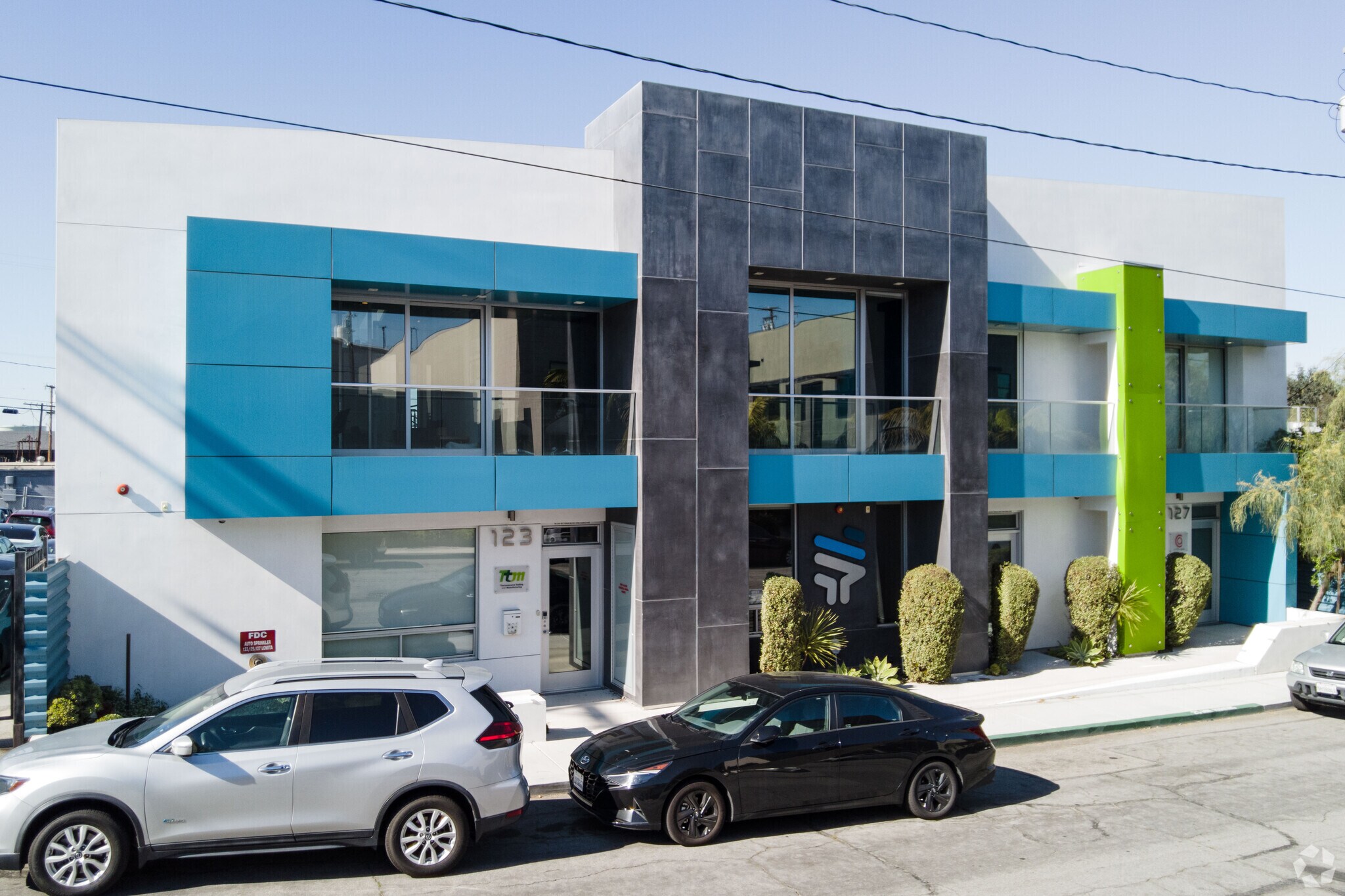 123-127 Lomita St, El Segundo, CA à louer Photo de l’immeuble– Image 1 sur 6