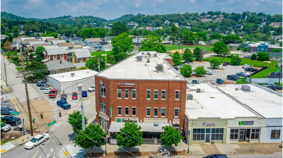 325 Cherokee Blvd, Chattanooga, TN à louer - Photo de l’immeuble – Image 2 sur 47