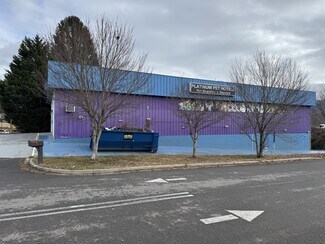 Plus de détails pour 900 W Chapel Rd, Asheville, NC - Local d’activités à vendre