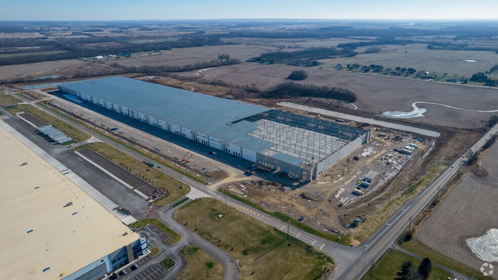 521 Exchange Way, Commercial Point, OH à louer - Photo de l’immeuble – Image 3 sur 8