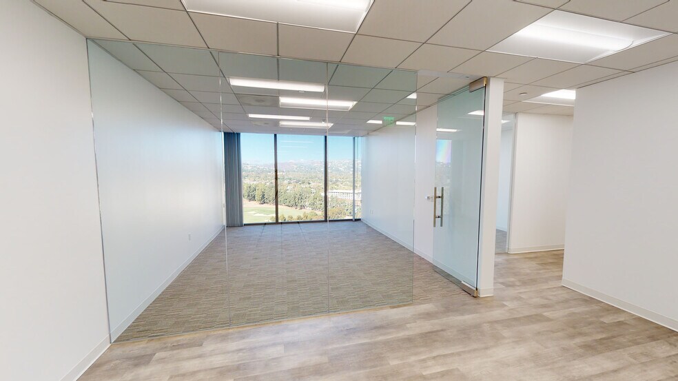 1801 Century Park E, Los Angeles, CA à louer - Numérisation 3D Matterport – Image 3 sur 17
