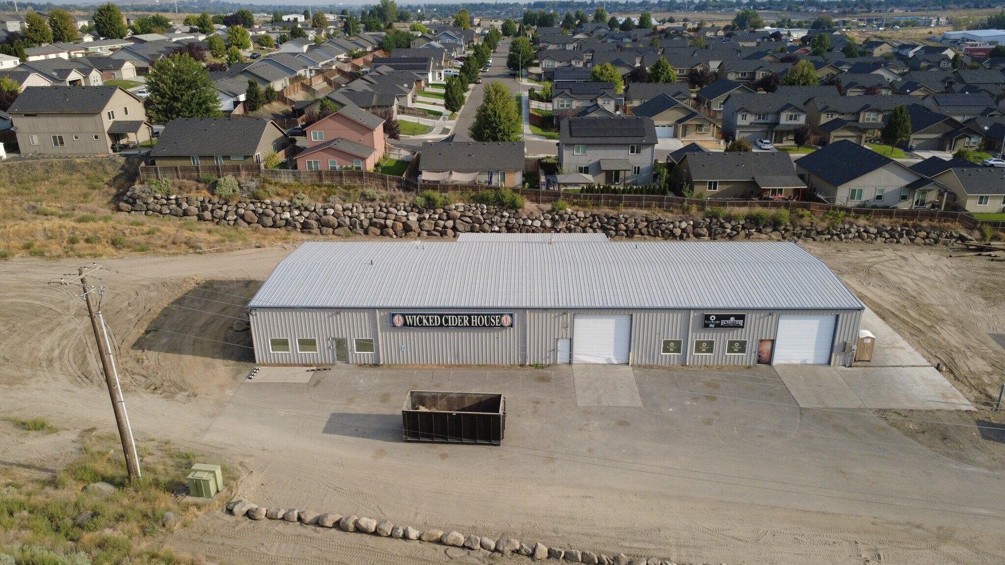 9312 W 10th Ave, Kennewick, WA à louer Photo de l’immeuble– Image 1 sur 9