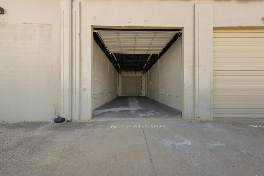 304 E Vickery Blvd, Fort Worth, TX à louer - Photo de l’immeuble – Image 3 sur 14