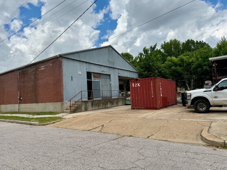 825 Rozelle St, Memphis, TN à vendre - Photo de l’immeuble – Image 3 sur 10