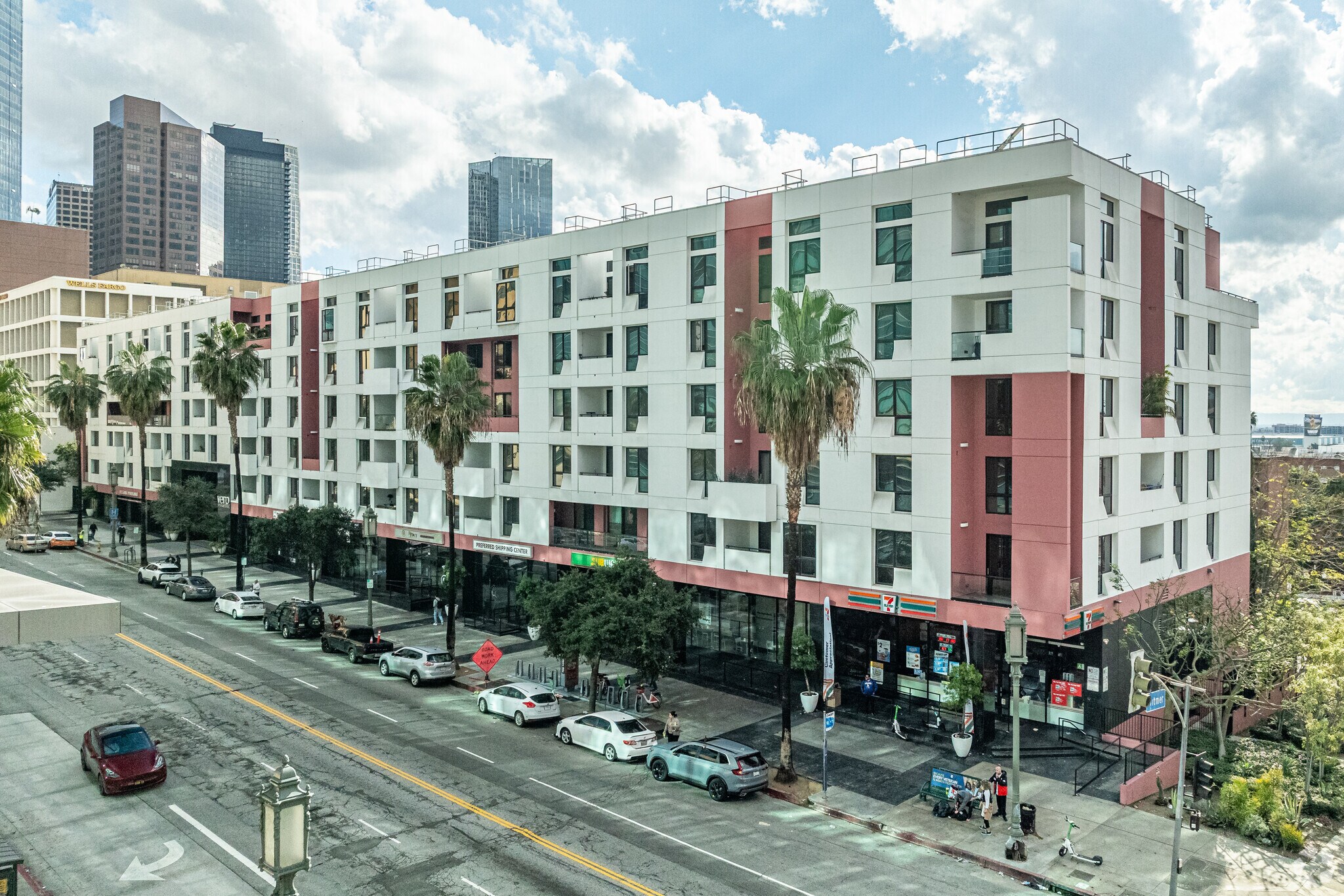 1234 Wilshire Blvd, Los Angeles, CA à louer Photo principale– Image 1 sur 5