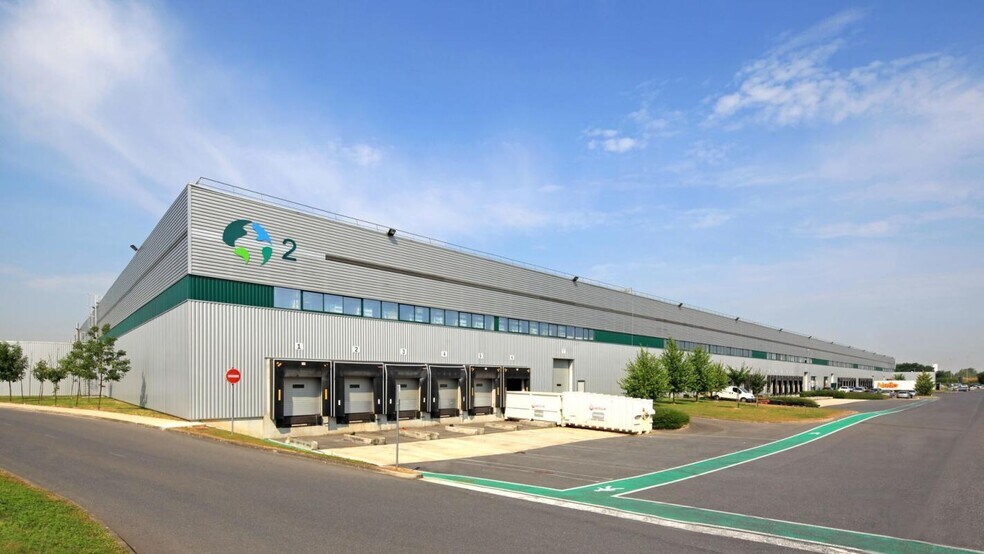 Industriel/Logistique dans Lisses à louer - Photo de l’immeuble – Image 2 sur 6