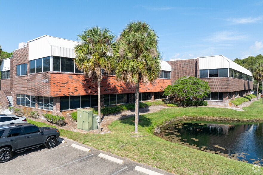 10014 N Dale Mabry Hwy, Tampa, FL à louer - Photo de l’immeuble – Image 1 sur 44