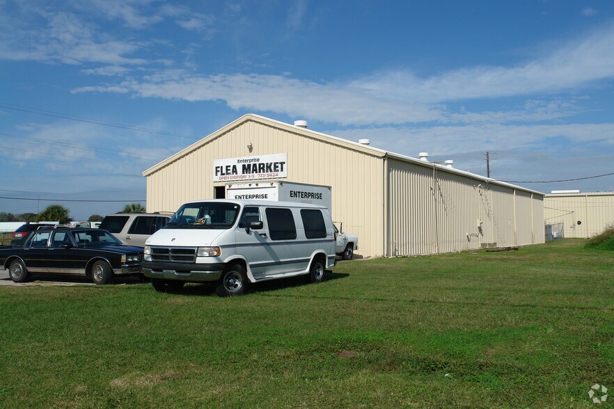2408 US Highway 301, Ellenton, FL à louer - Photo de l’immeuble – Image 2 sur 3