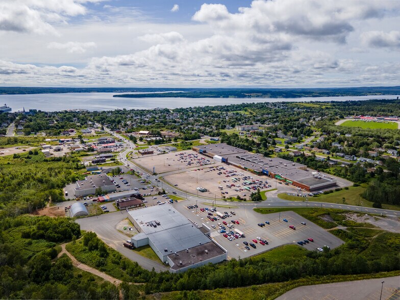 116 King St, Cape Breton, NS à louer - Photo principale – Image 1 sur 11