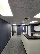 55 Maple Ave, Rockville Centre, NY à louer Photo intérieure– Image 1 sur 17