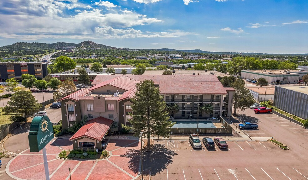 4385 Sinton Rd, Colorado Springs, CO à vendre - Photo de l’immeuble – Image 2 sur 37