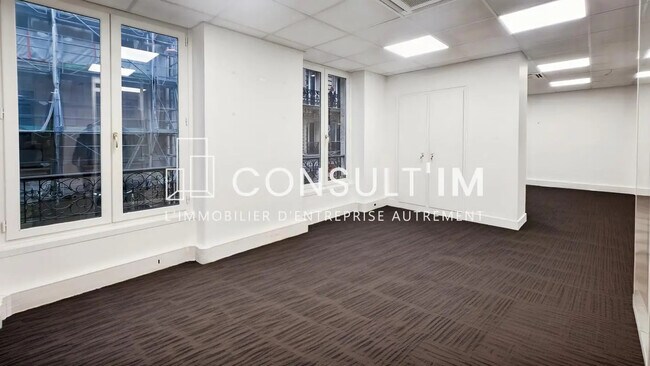 Plus de détails pour Bureau à louer