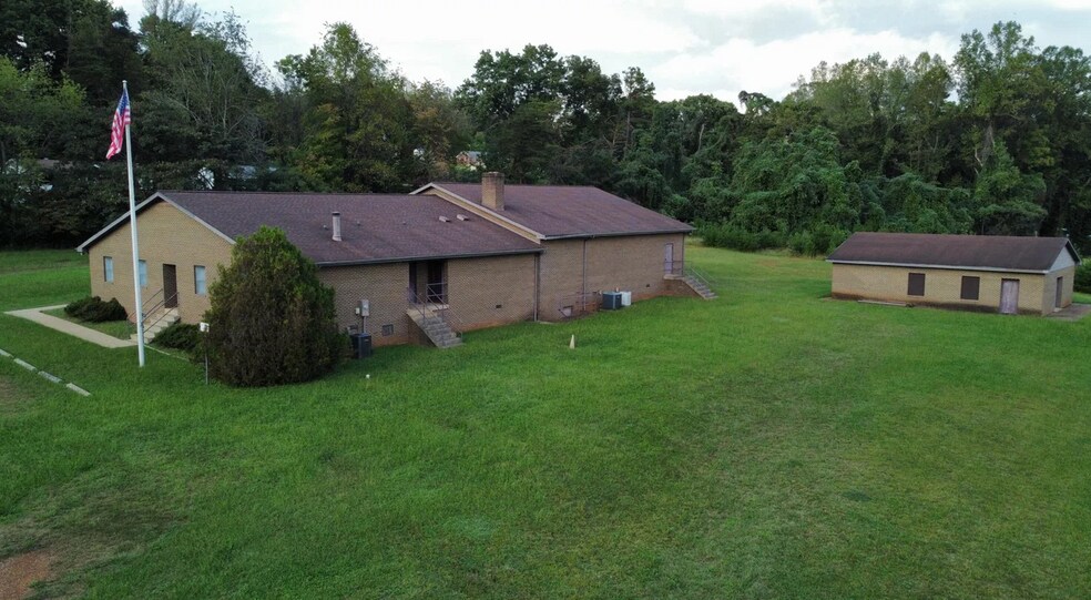 310 Wagoner Rd, Collinsville, VA à vendre - Photo de l’immeuble – Image 2 sur 7
