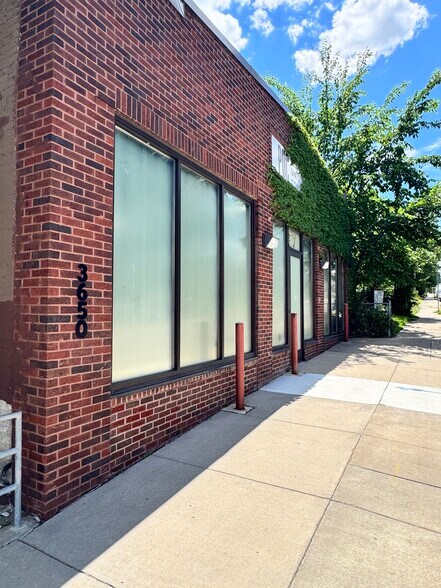3650 N Fremont Ave, Minneapolis, MN à vendre - Photo de l’immeuble – Image 2 sur 21