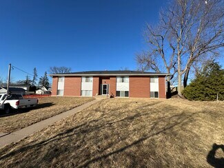 Plus de détails pour 477 5th Ave, Marion, IA - Logement à vendre
