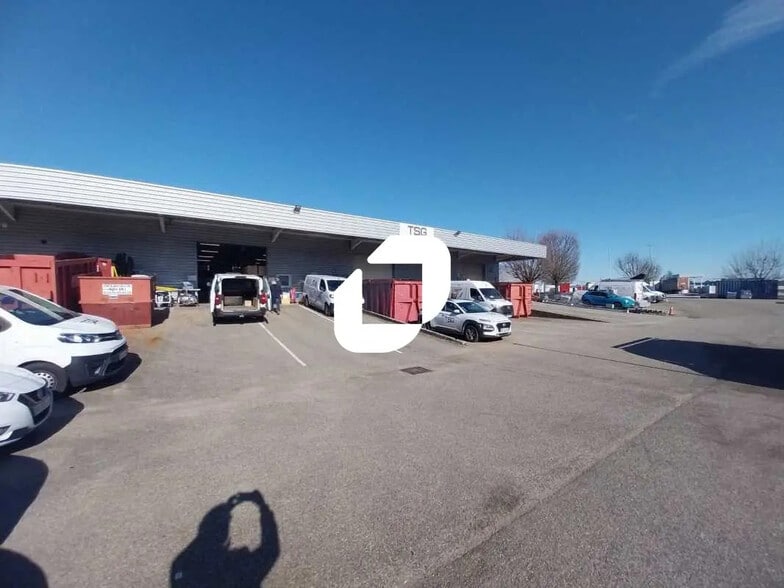 63 Rue Du Morellon, Saint-Quentin-Fallavier à louer - Photo de l’immeuble – Image 3 sur 43