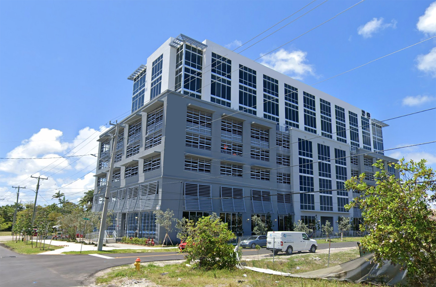 800 SE 4th Ave, Hallandale Beach, FL à louer Photo principale– Image 1 sur 16