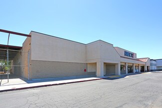 Plus de détails pour 4751 White Ln, Bakersfield, CA - Local commercial à louer