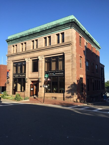 189-191 Main St, Gloucester, MA à vendre - Photo principale – Image 1 sur 7