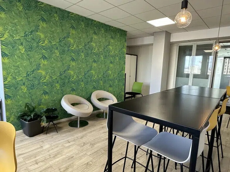 20 Boulevard Eugène Deruelle, Lyon à louer - Photo de l’immeuble – Image 2 sur 5