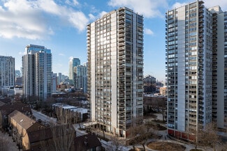 Plus de détails pour 1360 N Sandburg Ter, Chicago, IL - Local commercial à louer