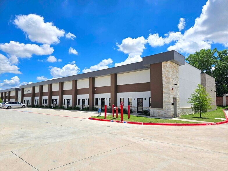 3174 Ridge Rd, McKinney, TX à vendre - Photo de l’immeuble – Image 2 sur 5