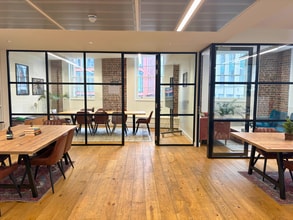 56 Berwick St, Londres à louer Photo intérieure– Image 2 sur 4