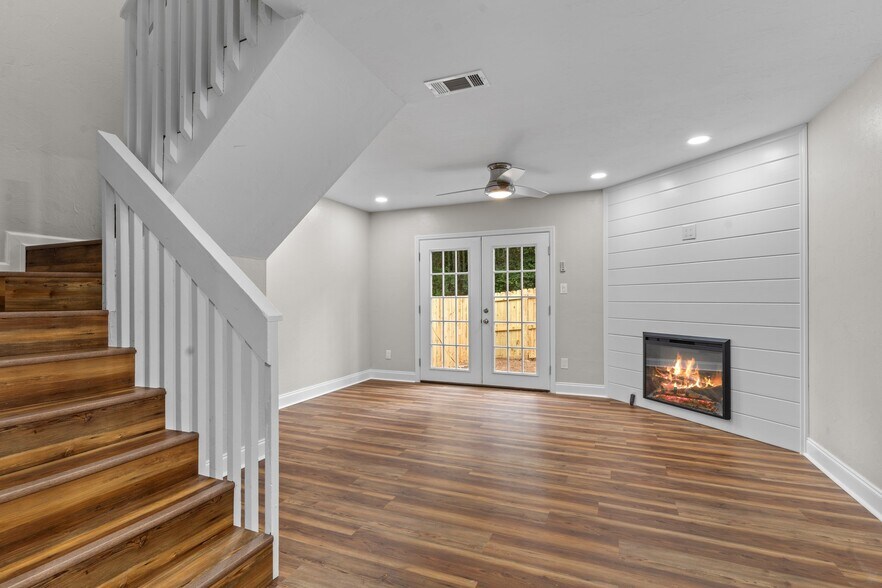 1407 Mccauley, Tallahassee, FL à vendre - Photo de l’immeuble – Image 2 sur 24