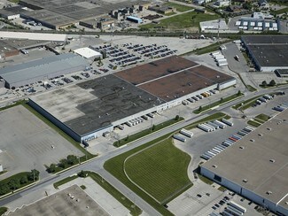 Plus de détails pour 6757 Northwest Dr, Mississauga, ON - Industriel/Logistique à louer