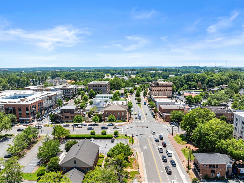 21 N Main St, Alpharetta, GA à louer - Photo de l’immeuble – Image 2 sur 21